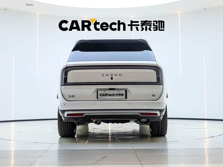 极氪9X 2025款 Hyper版 70kWh 六座