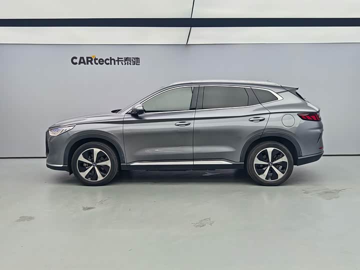 宋PLUS新能源 2021款 DM-i 110KM 旗舰PLUS
