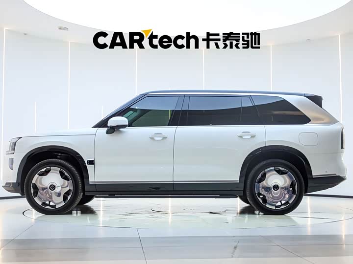 极氪9X 2025款 Hyper版 70kWh 六座