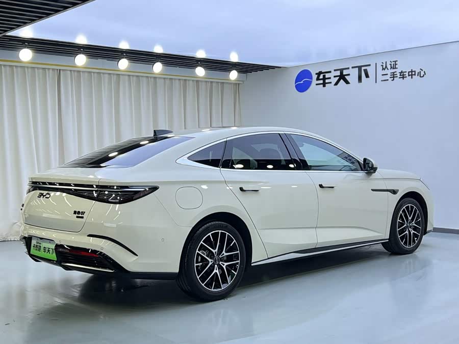 海豹07 DM-i 2025款 智驾版 1.5L 125km 豪华型