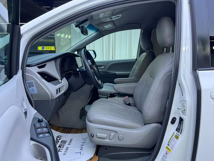 SIENNA 2015款 3.5L 两驱L