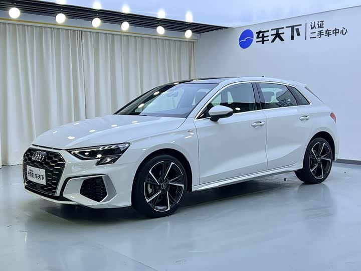 奥迪A3 2023款 Sportback 35 TFSI 时尚运动型
