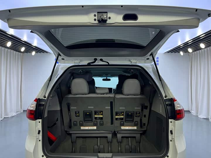 SIENNA 2015款 3.5L 两驱L