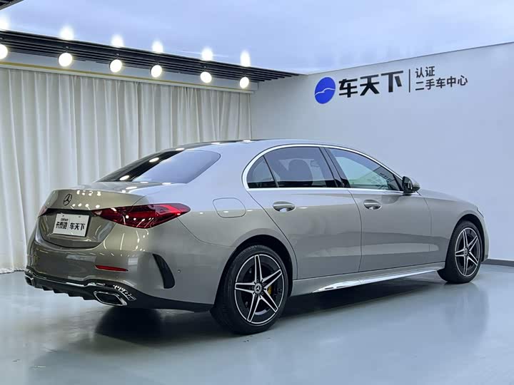奔驰C级 2022款 C 260 L 运动版