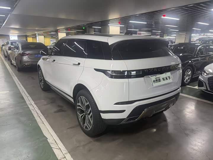 揽胜极光 2022款 改款 极光L 249PS R-Dynamic 豪华版