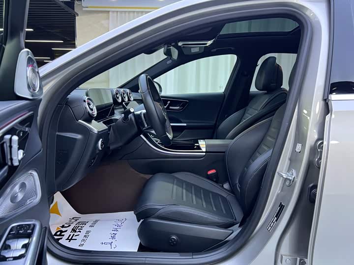奔驰C级 2022款 C 260 L 运动版