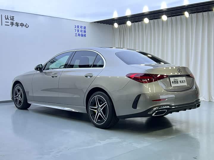 奔驰C级 2022款 C 260 L 运动版