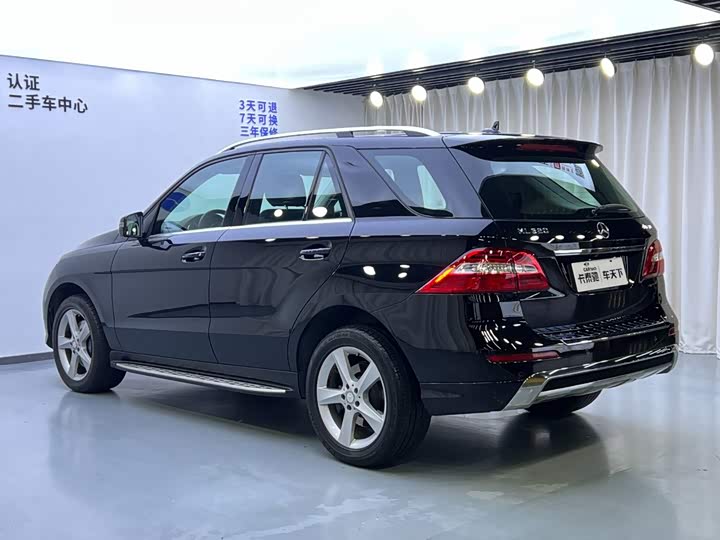 奔驰M级 2014款 ML 320 4MATIC