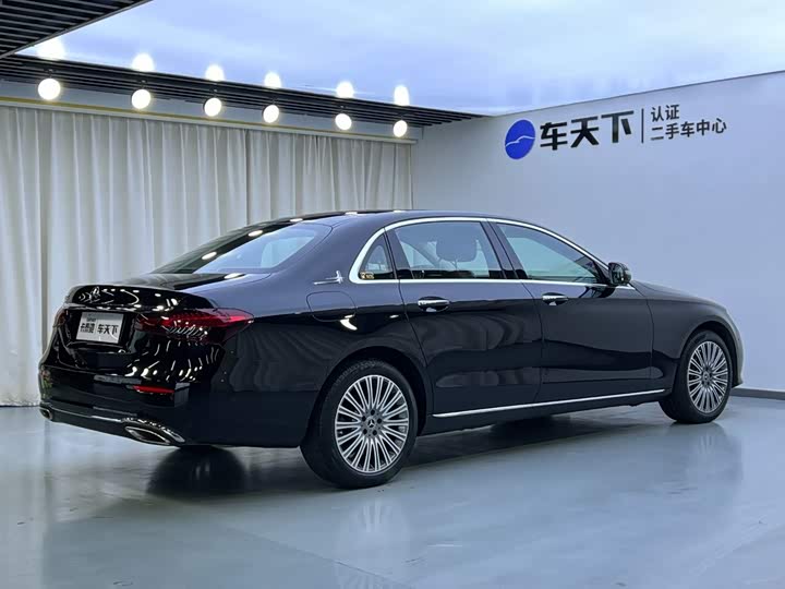 奔驰E级 2023款 改款 E 300 L 豪华型