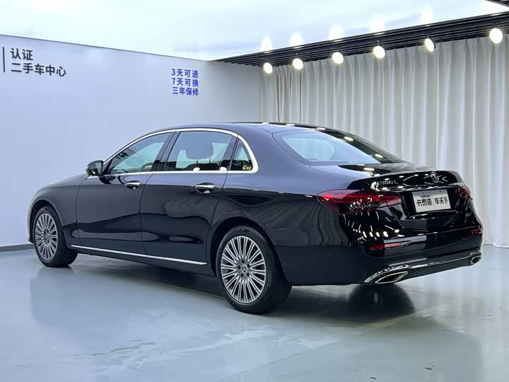 奔驰E级 2023款 改款 E 300 L 豪华型