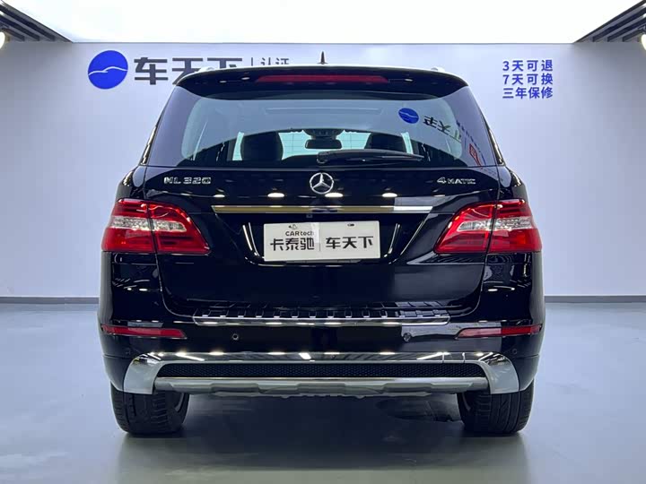 奔驰M级 2014款 ML 320 4MATIC