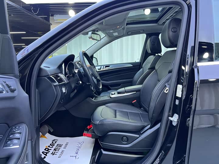 奔驰M级 2014款 ML 320 4MATIC