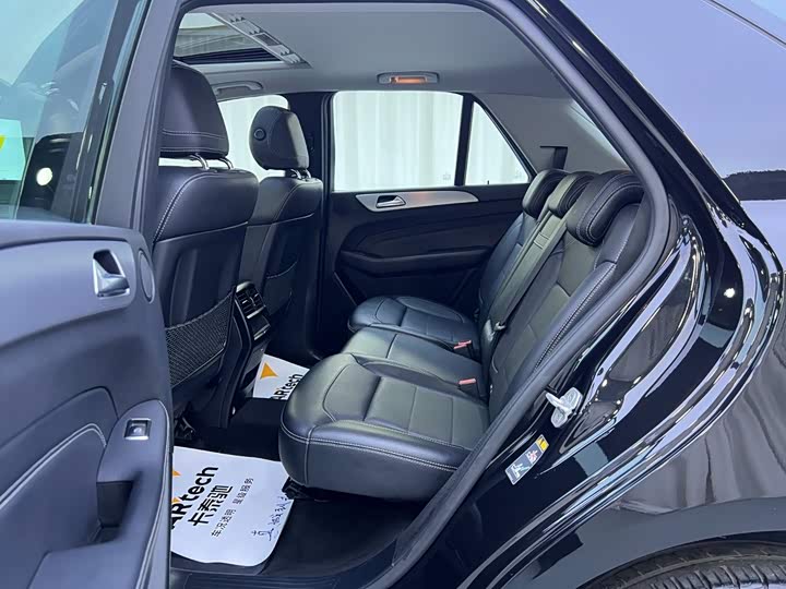 奔驰M级 2014款 ML 320 4MATIC