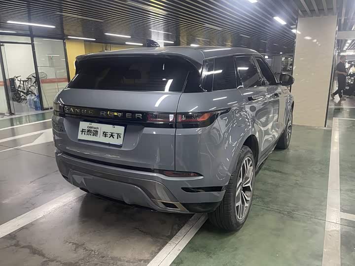 揽胜极光 2020款 249PS R-DYNAMIC S 首发运动定制版