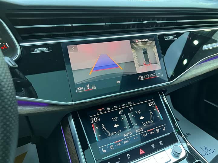 奥迪Q7 2022款 55 TFSI quattro S line运动型
