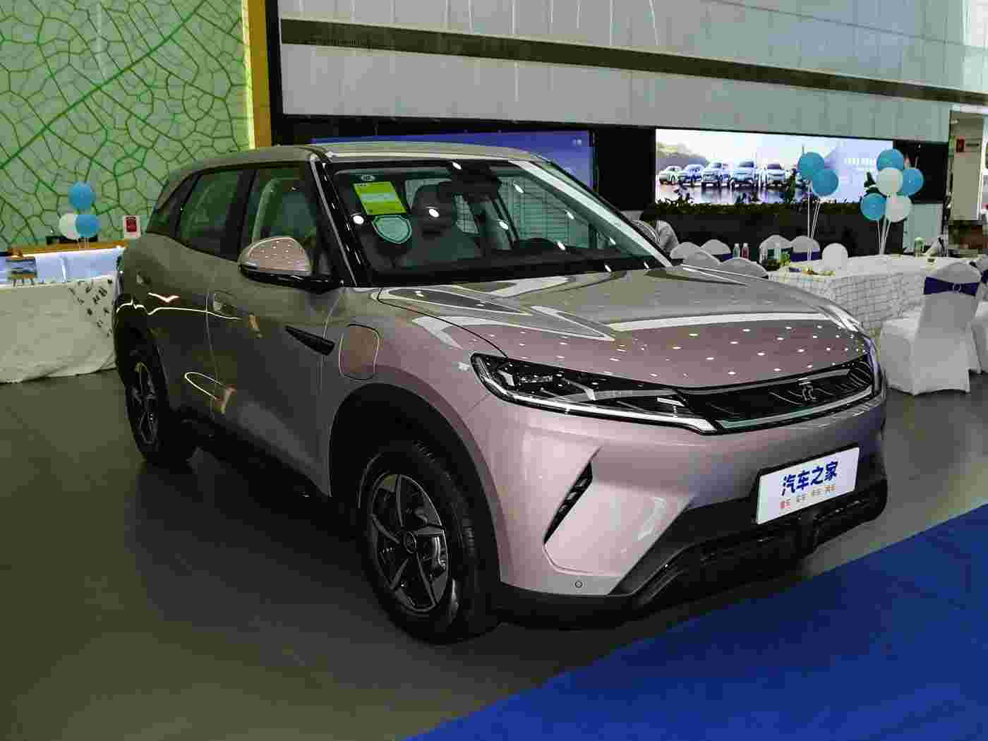 元 up 2027 款  飞驰版 401KM 活力型