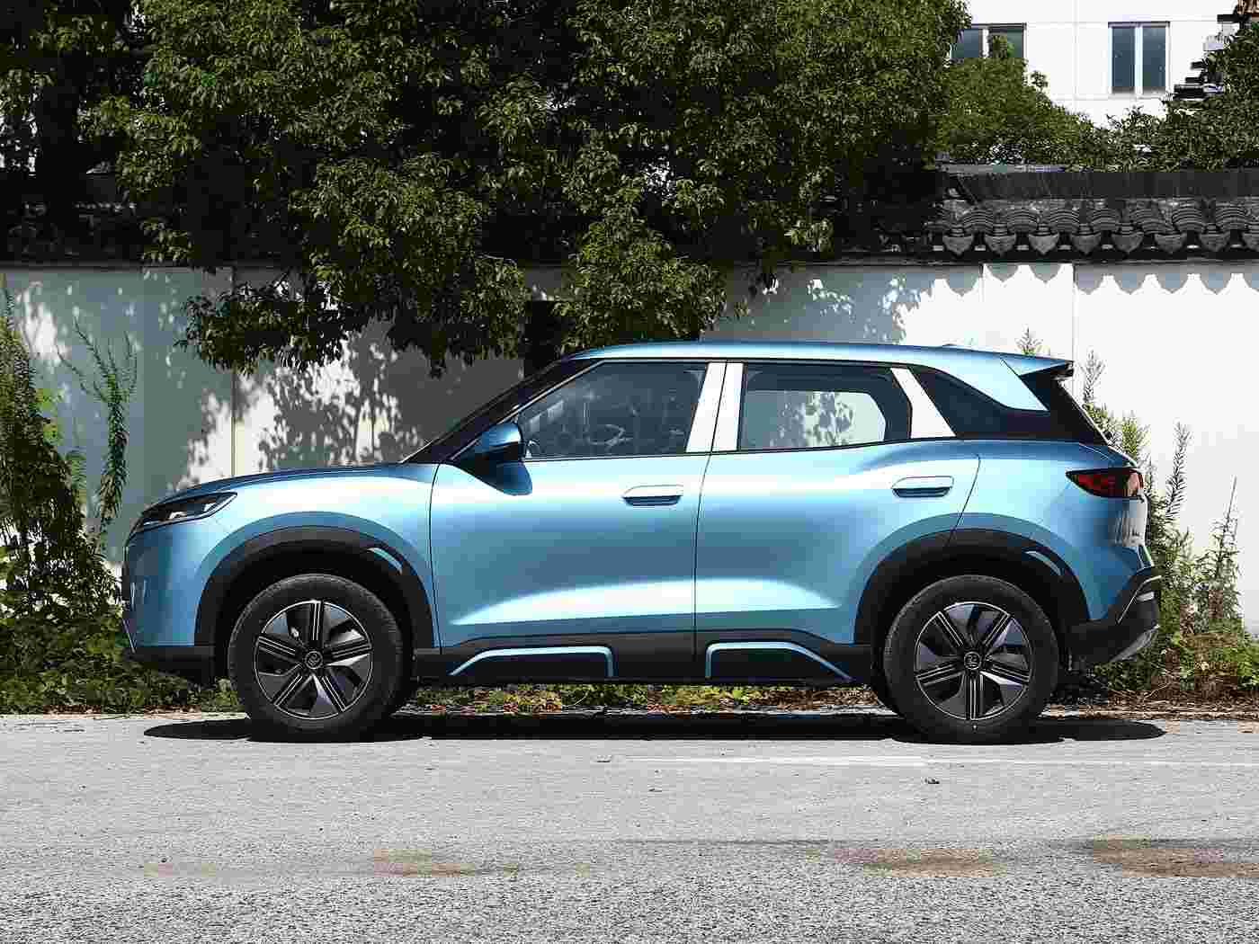 元 up 2027 款  飞驰版 401KM 活力型